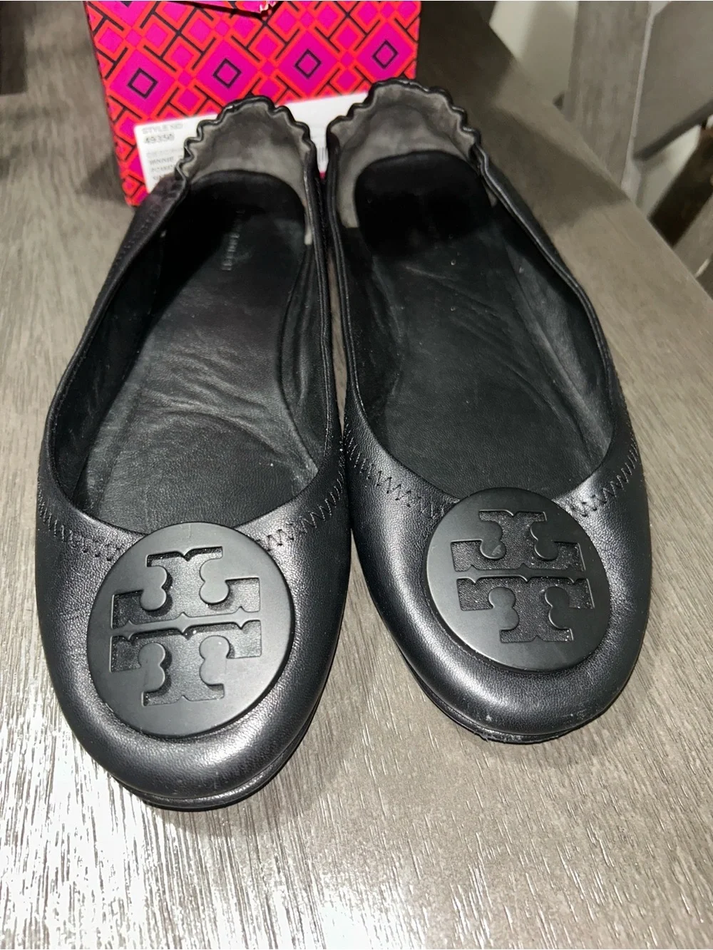 Tory Burch Black Leather Logo Round-Toe Ballet Flats